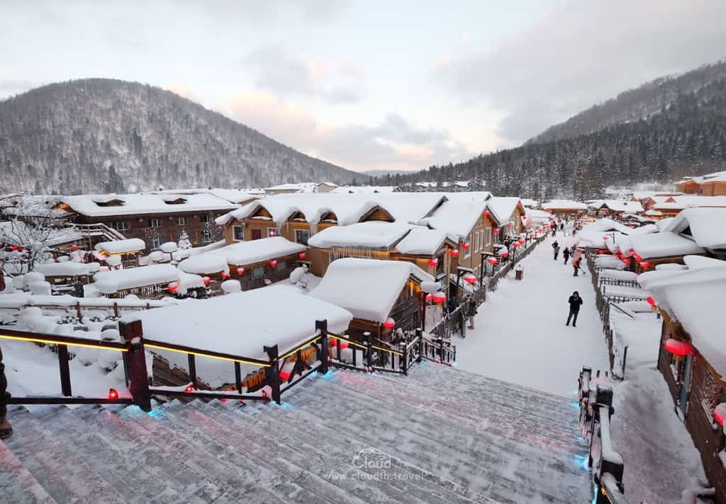 หมู่บ้านหิมะ China Snow Town-02